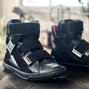 Vlado Footwear High-top Velcro Sneaker